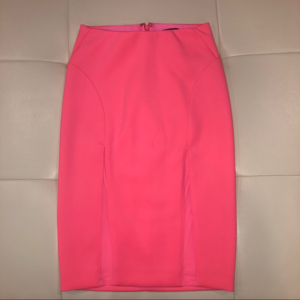 GUESS pencil skirt